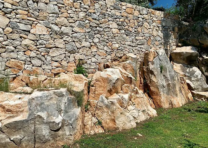 Pietra Willa