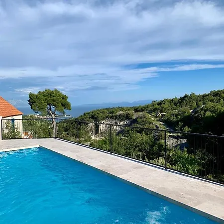 Villa Pietra *